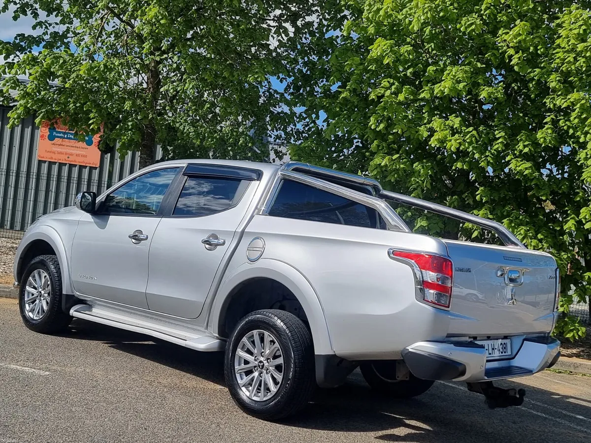 2017 MITSUBISHI L200 AUTOMATIC €16,999 - Image 6