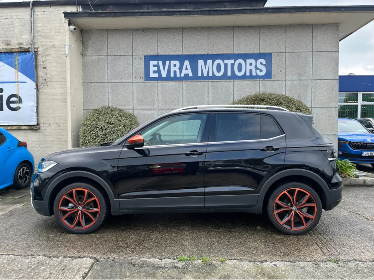 Volkswagen T-Cross STYLE AUTOMATIC 1.0 PETROL //HI - Image 6
