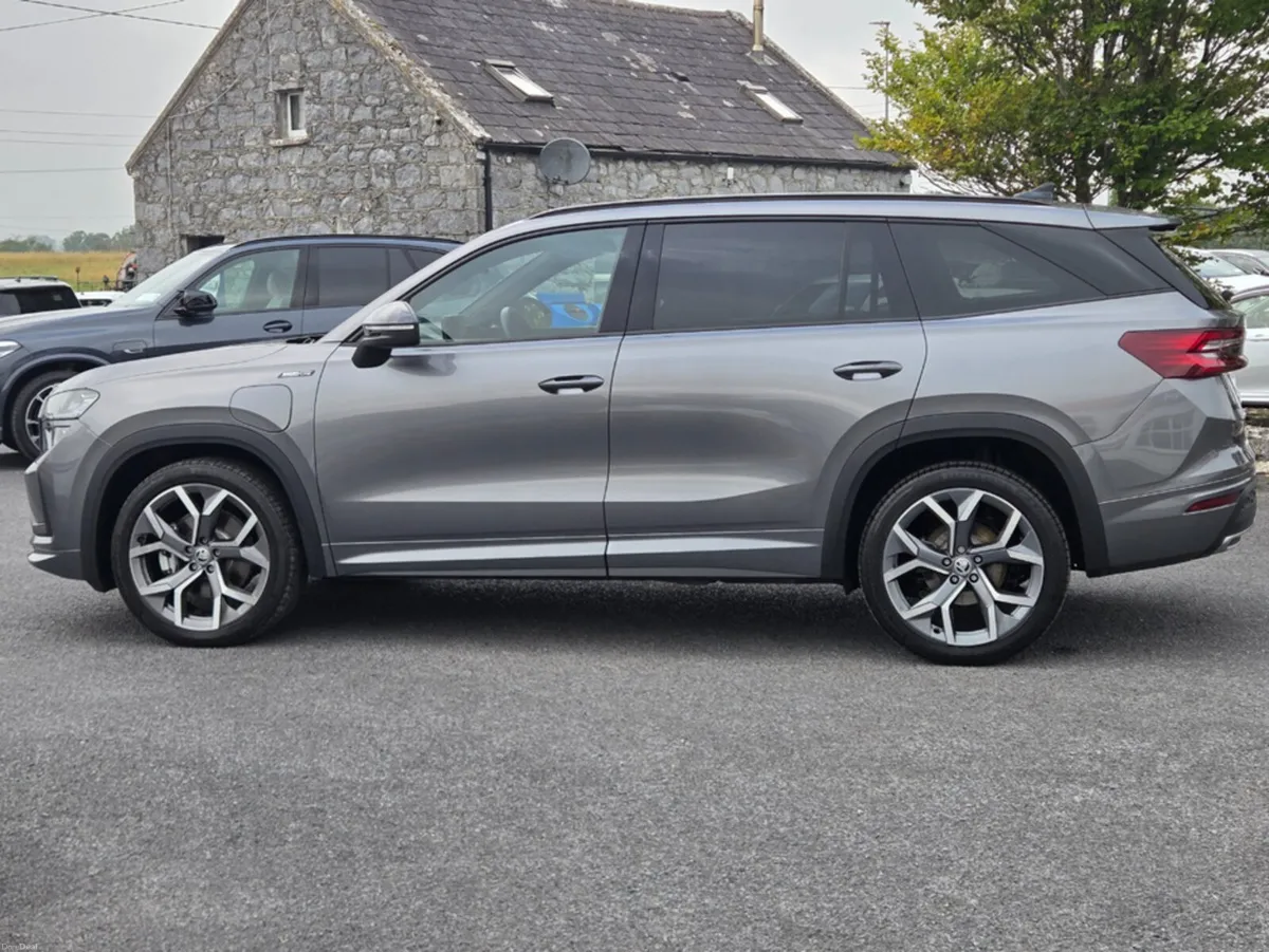 Skoda Kodiaq SPORTLINE IV PHEV DSG - Image 5