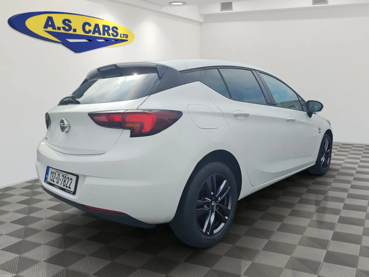 Opel Astra 1.6 CDTI 5DR SPECIAL EDITION ** IRISH C - Image 4