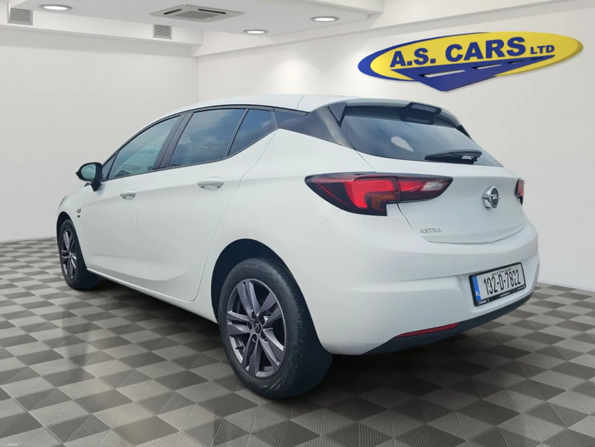 Opel Astra 1.6 CDTI 5DR SPECIAL EDITION ** IRISH C - Image 5