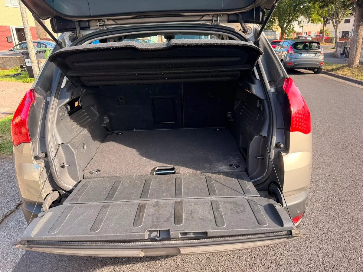 Peugeot 3008 automatic - Image 6