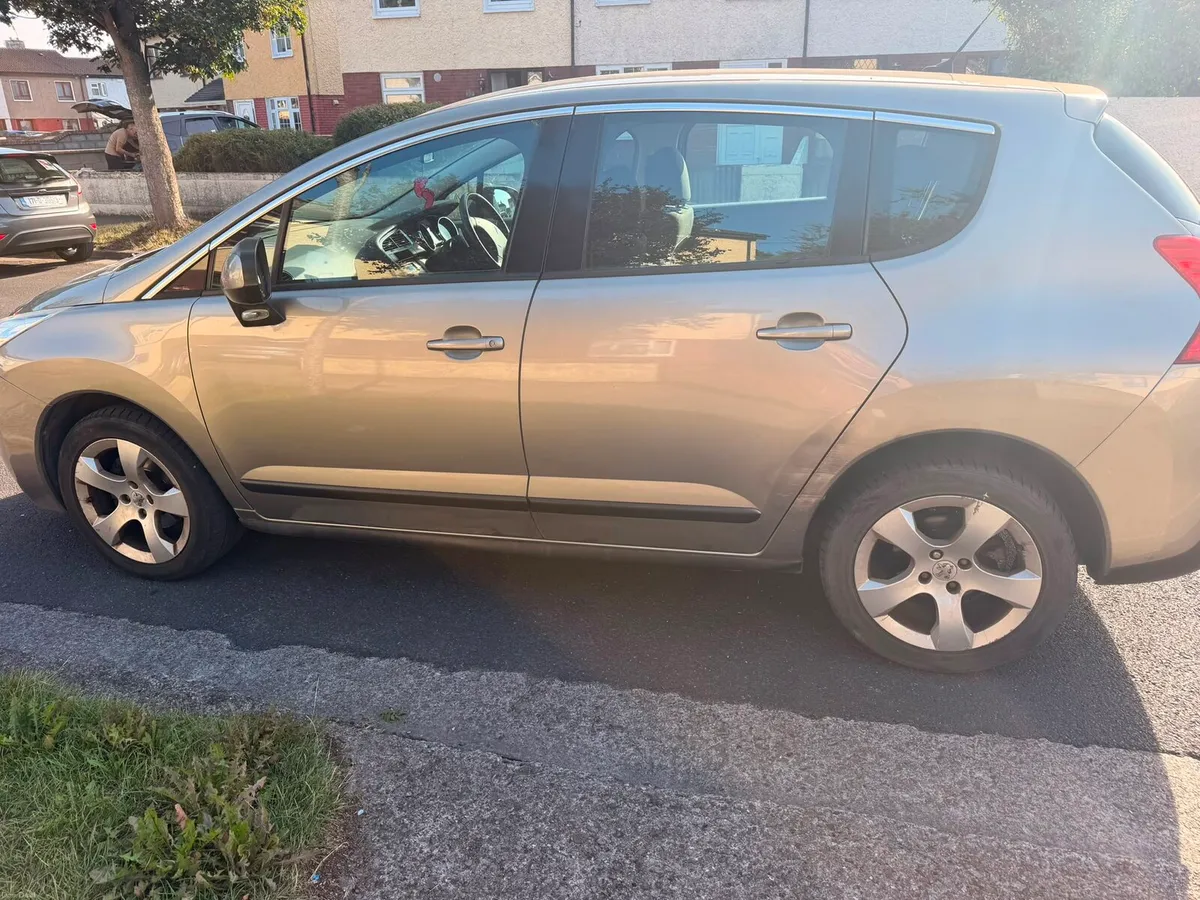 Peugeot 3008 automatic - Image 3