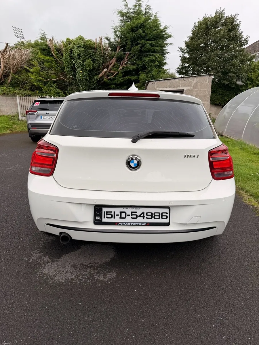 BMW 1 Series Sport - Image 3