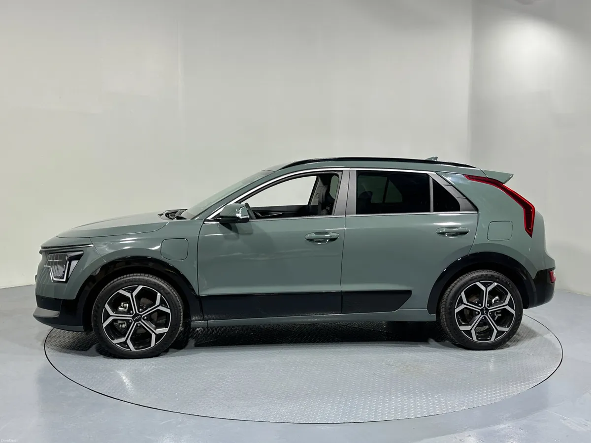 Kia Niro K3 SEM Plug In Hybrid PHEV 262 - Image 4