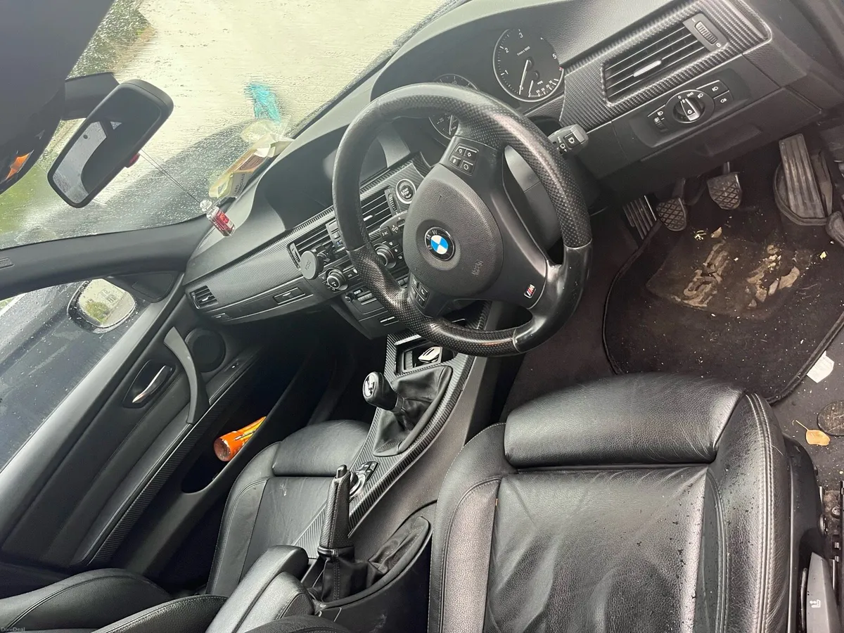 Bmw 318d M sport manual - Image 5
