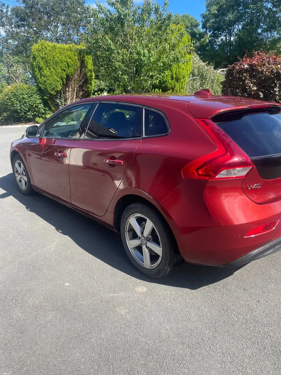 Volvo V40 2013 - Image 5