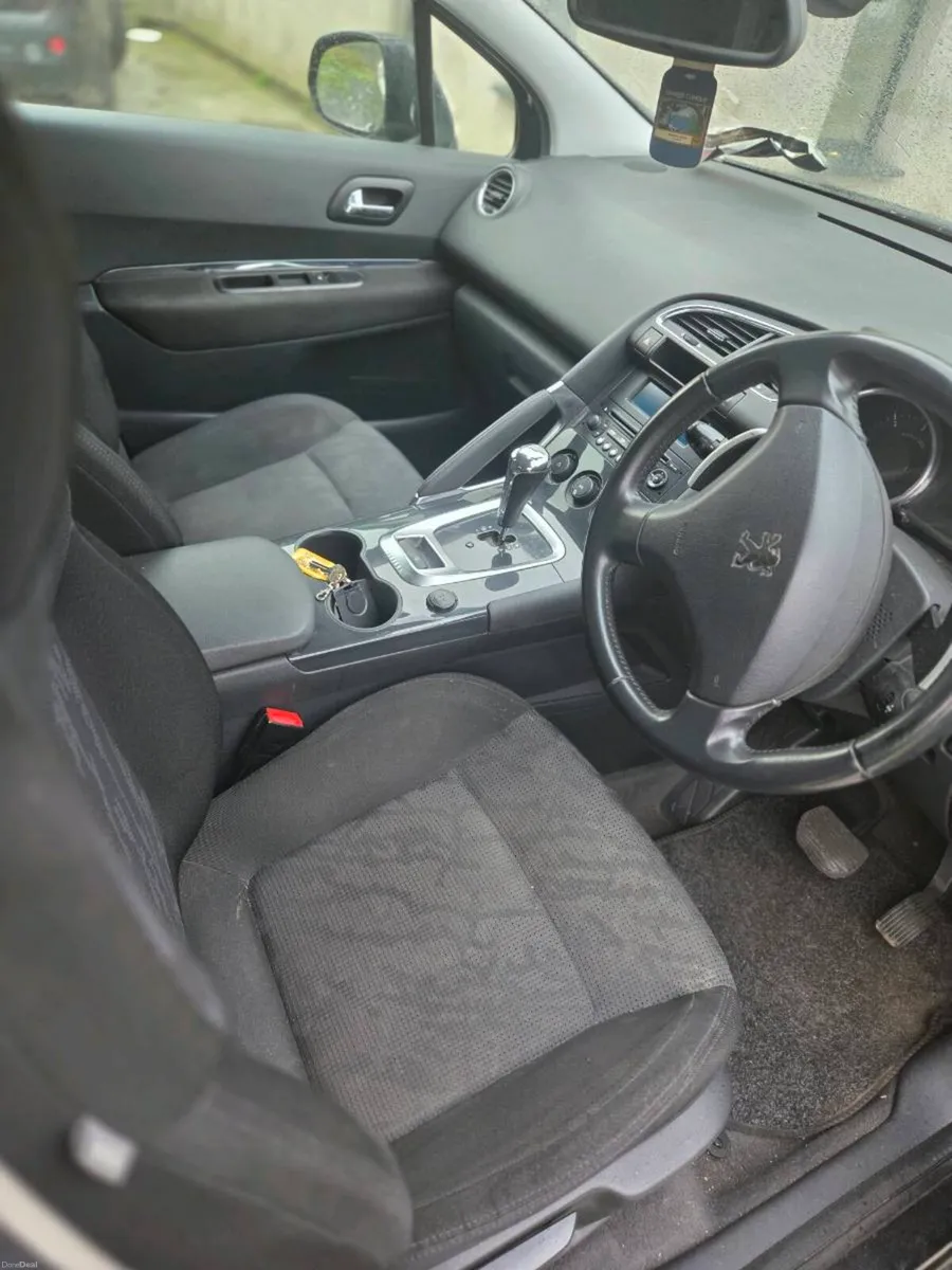 Car - Image 5