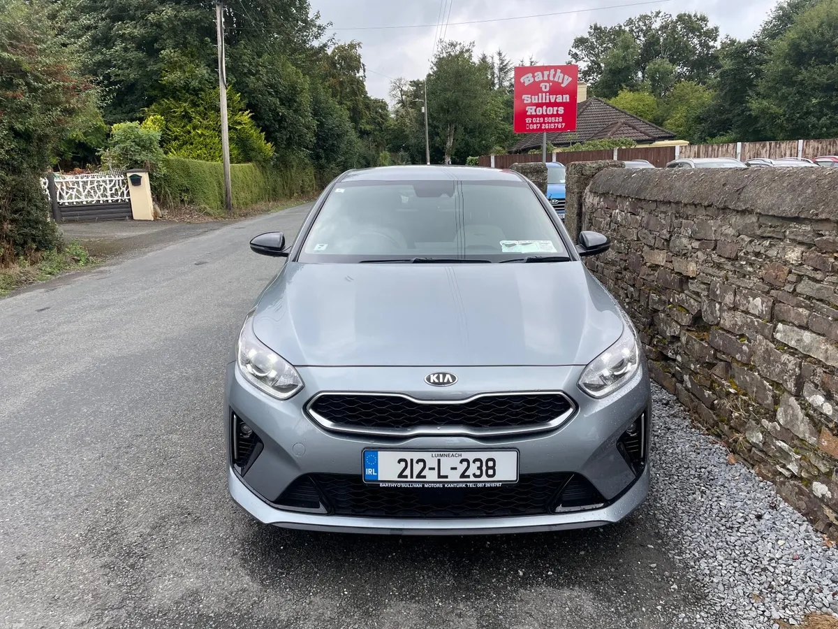 Kia Ceed 1.6 Diesel GT Line 2021 - Image 2