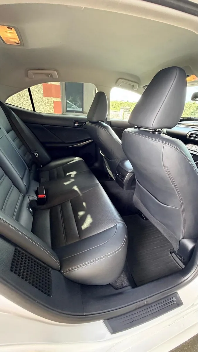Lexus is300H NCT until 2028 - Image 6