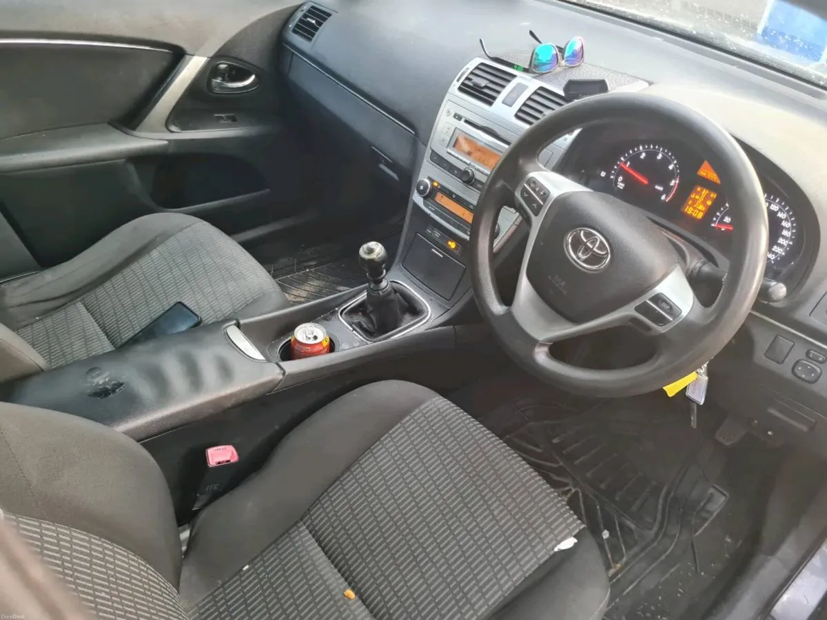 2012 Toyota Avensis - Image 5