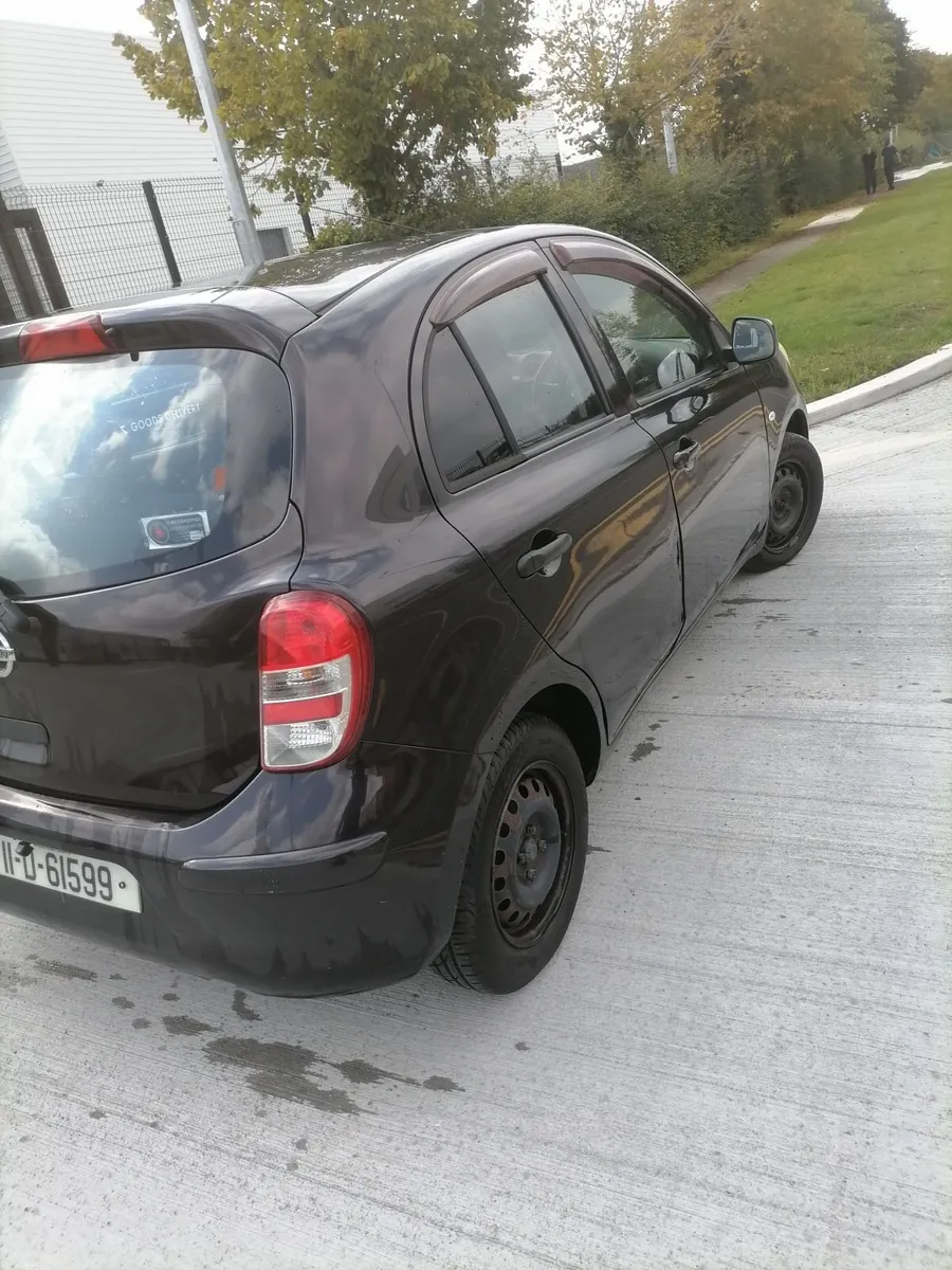 Nissan March 2011 - Image 2