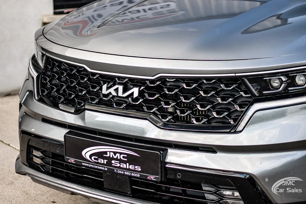 2023 KIA SOENTO K3 4X4 PHEV - Image 3