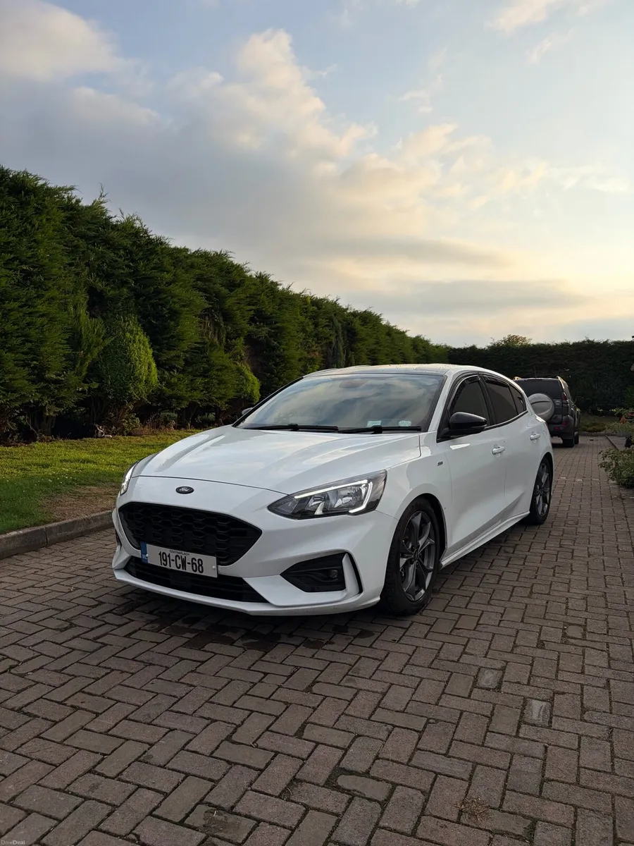 Ford Focus ST Line - Image 1