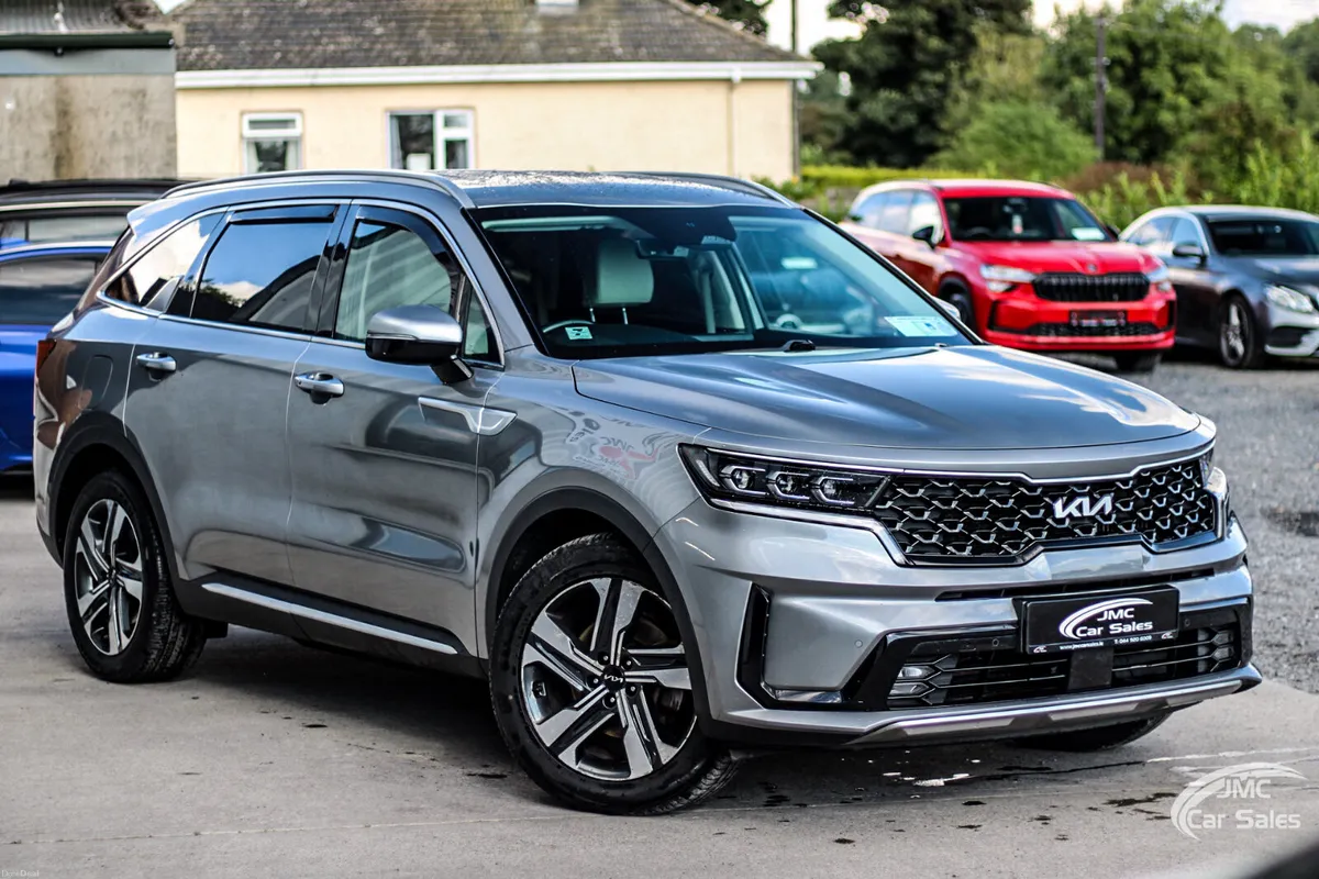 2023 KIA SOENTO K3 4X4 PHEV - Image 4