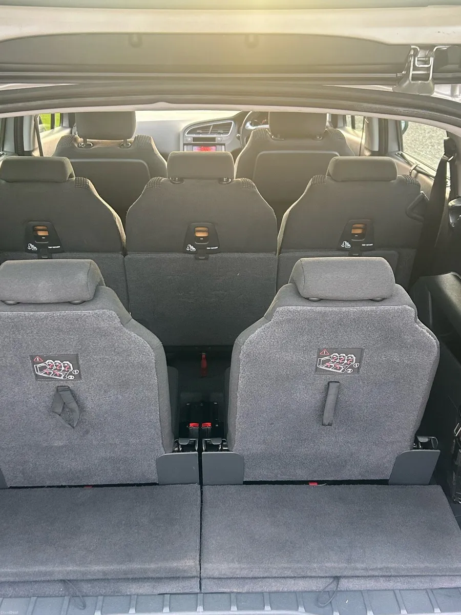 Peugeot 5008 7 seater diesel 2016 - Image 5