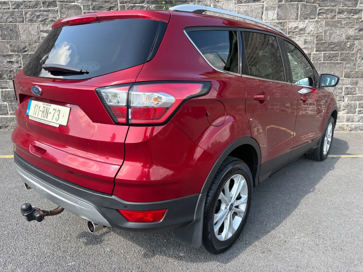 17Ford Kuga Titanium! Low Kms!Warranty👍finance 👍 - Image 4
