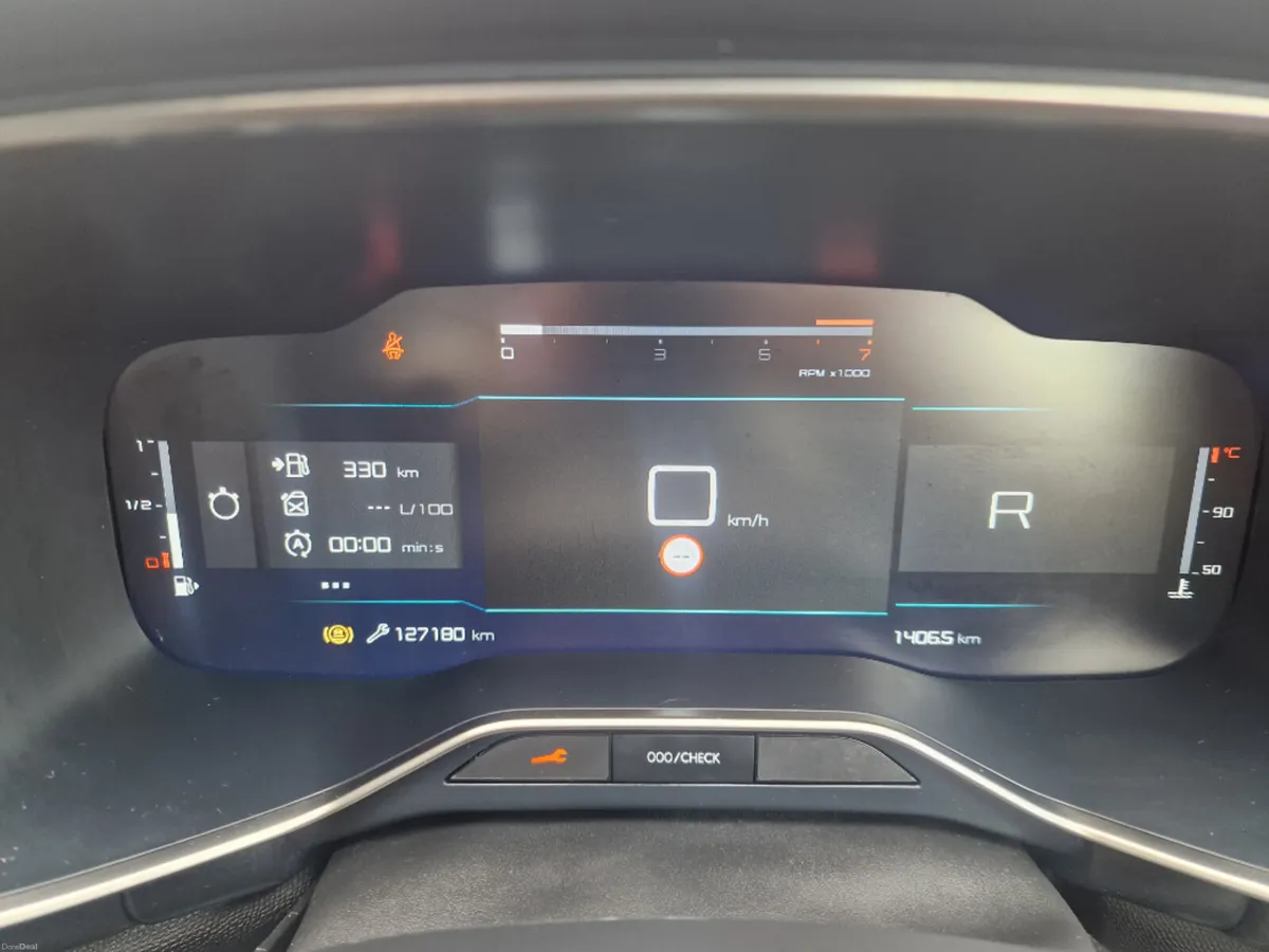 Citroen C5 Aircross Feel Pack Bluehdi 130 EAT8 MY5 - Image 4