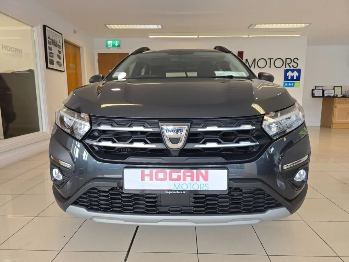 Dacia Jogger 7 Seats TCE 110 - Image 2