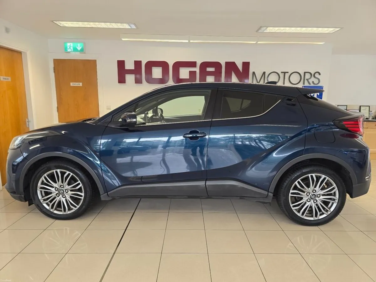 Toyota C-HR Hybrid SOL Automatic * BEST SPEC * - Image 4