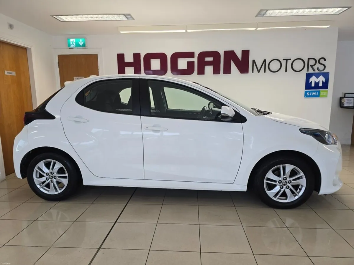 Toyota Yaris 1.0 Luna - Image 3