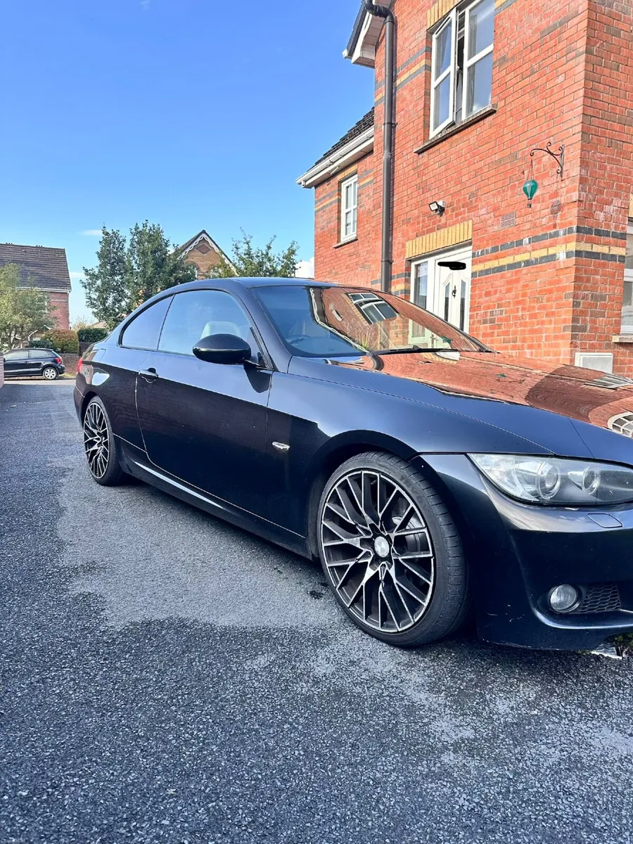 BMW 320D E92 M sport coupe - Image 2