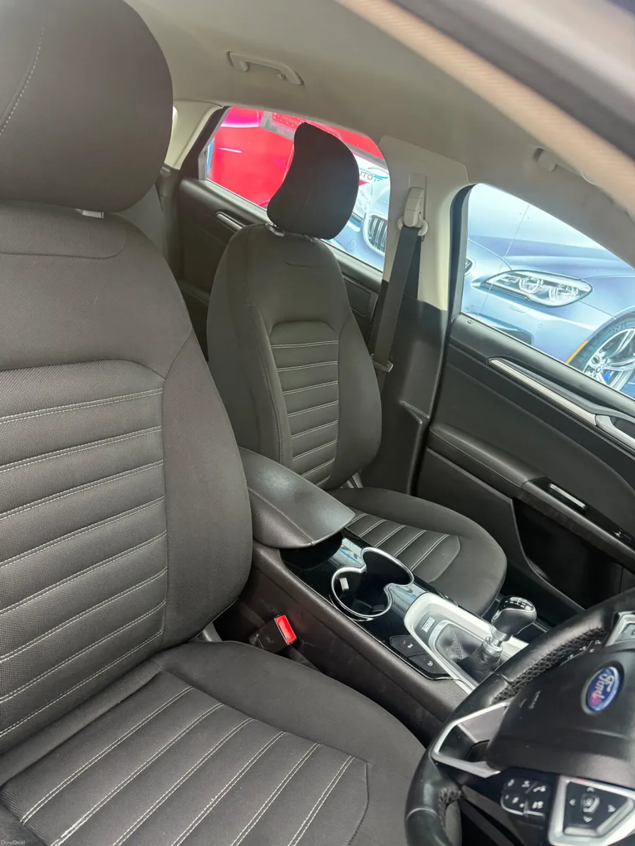FORD MONDEO ZETEC - Image 5