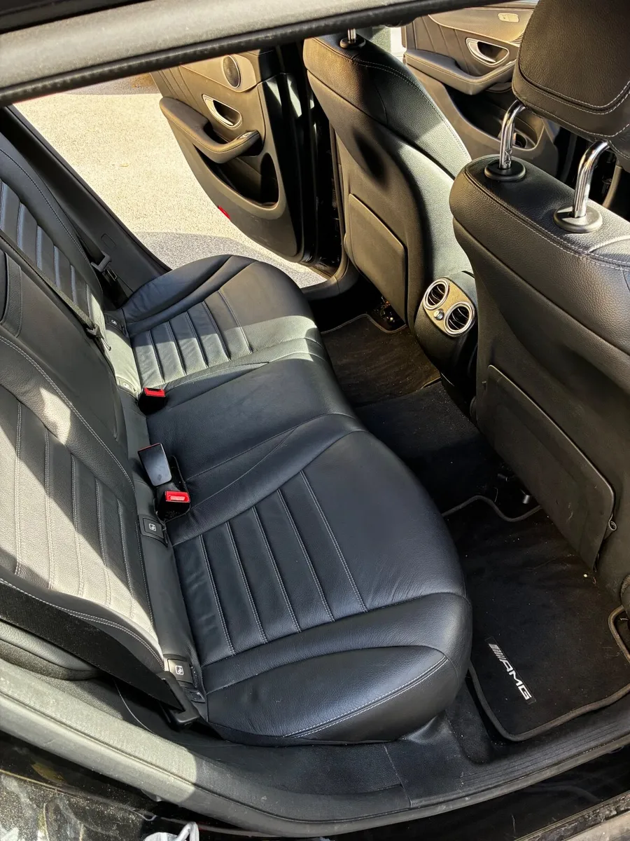 Mercedes-Benz EQC 2020 - Image 4