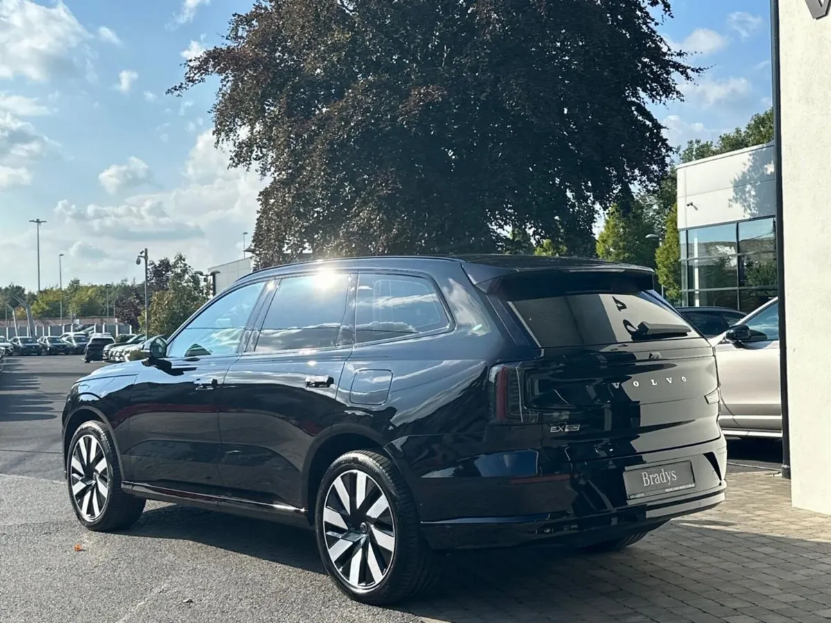 Volvo EX90 EX90 PLUS Dark - Image 6