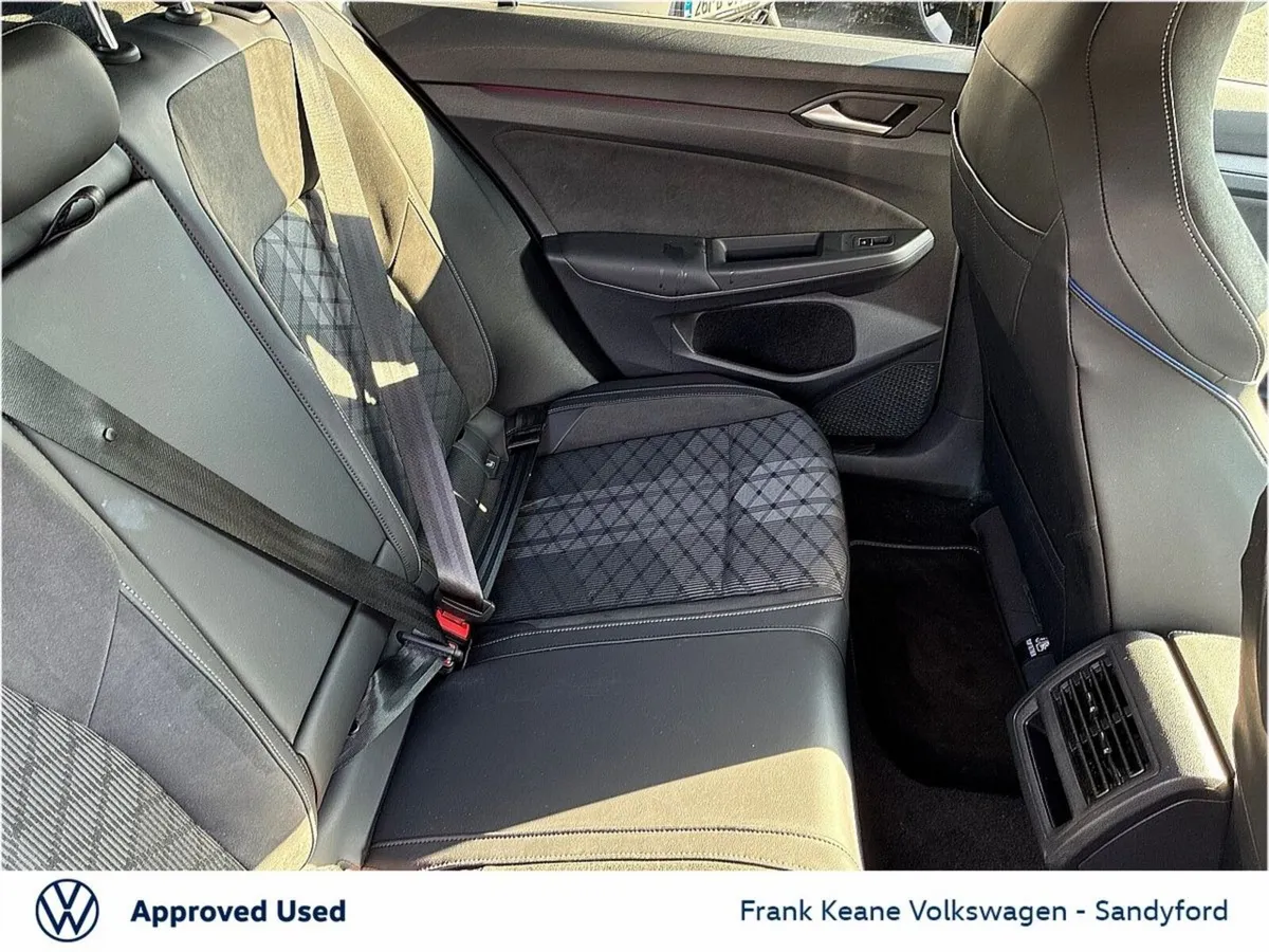 Volkswagen Golf R-LINE 2.0 TDI 150HP @Frank Keane - Image 6