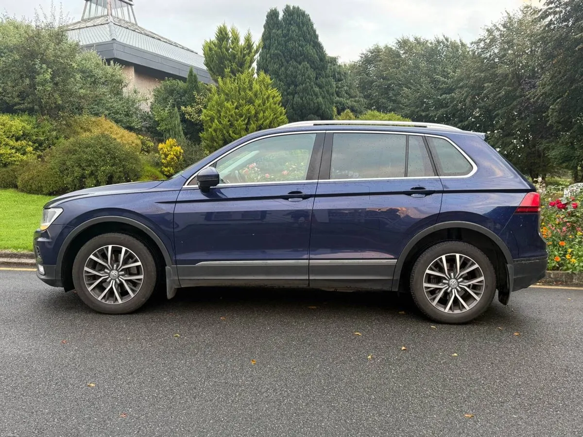 2017 VOLKSWAGEN TIGUAN 2.0TDI SUNROOF - Image 3