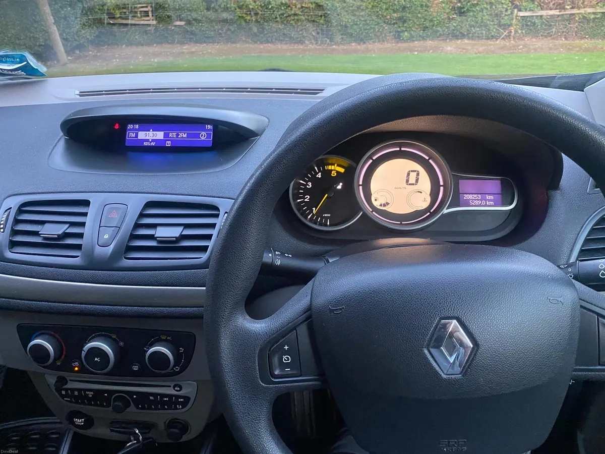 Renault fluence - Image 5