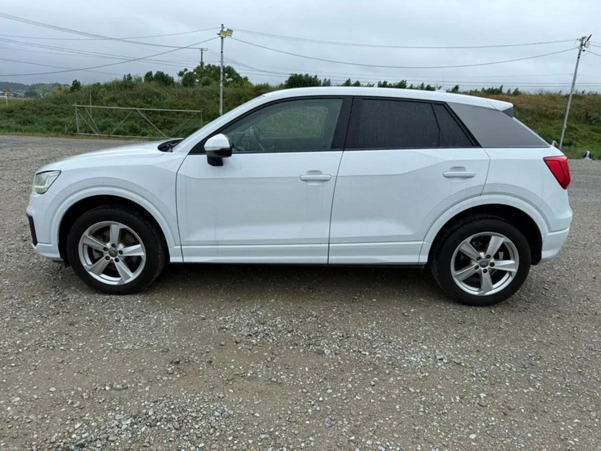 Audi Q2 30 TFSI Sport - Image 5