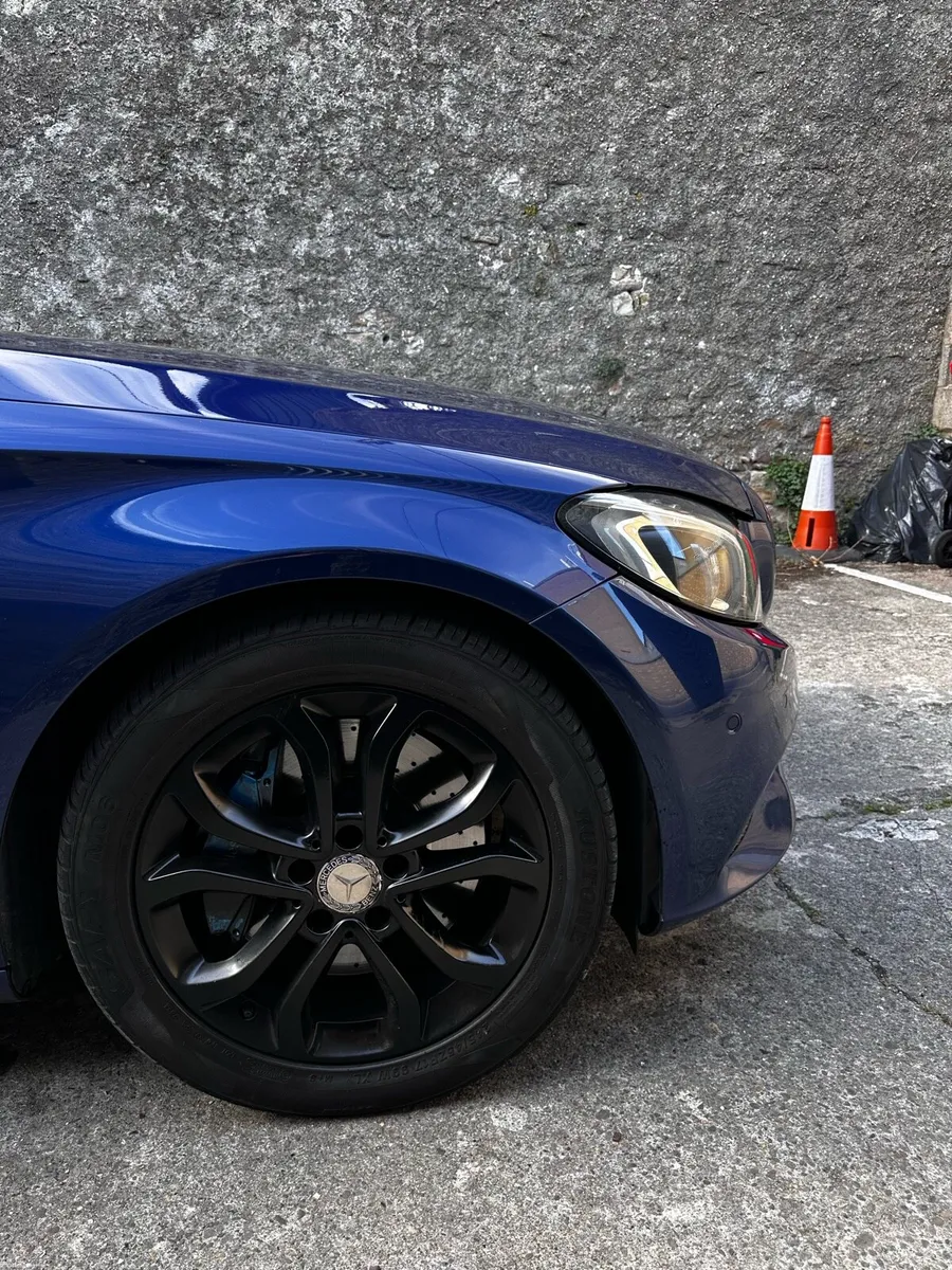 Mercedes C350e - Image 4