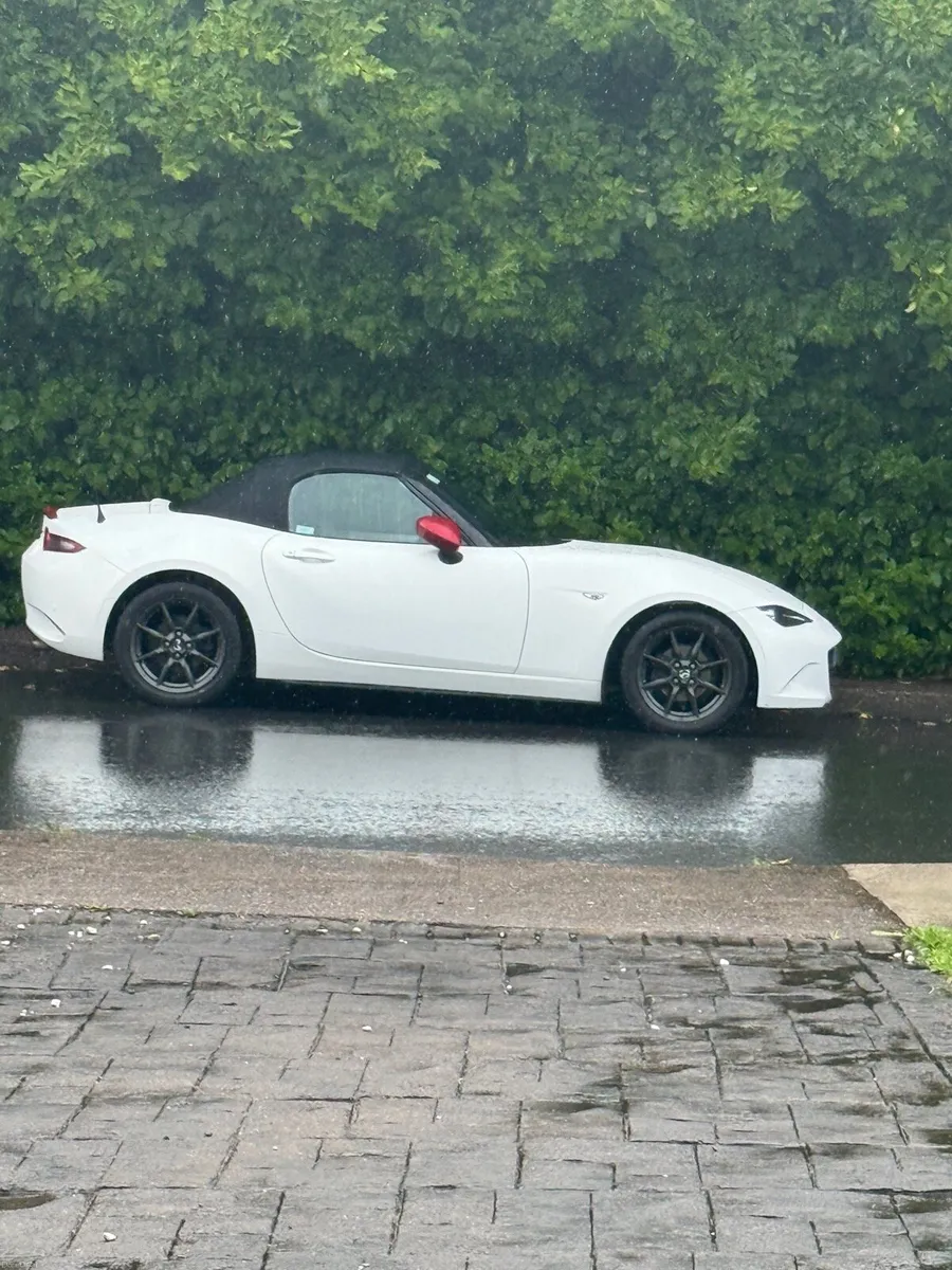 2016 Mazda MX-5 1.5 Icon Special Edition - Image 3