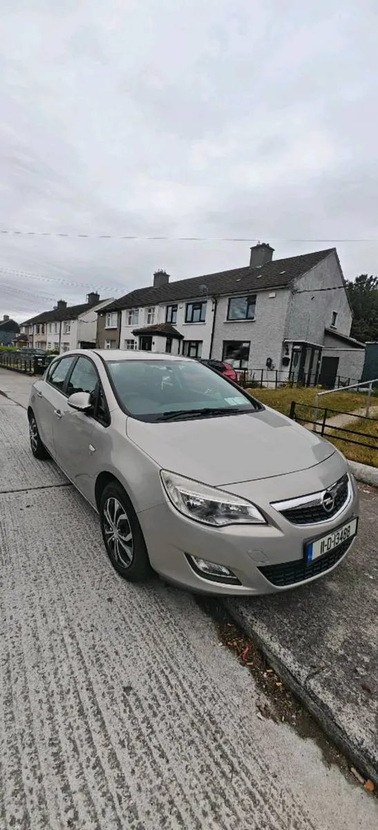2011 Opel Astra - Image 3