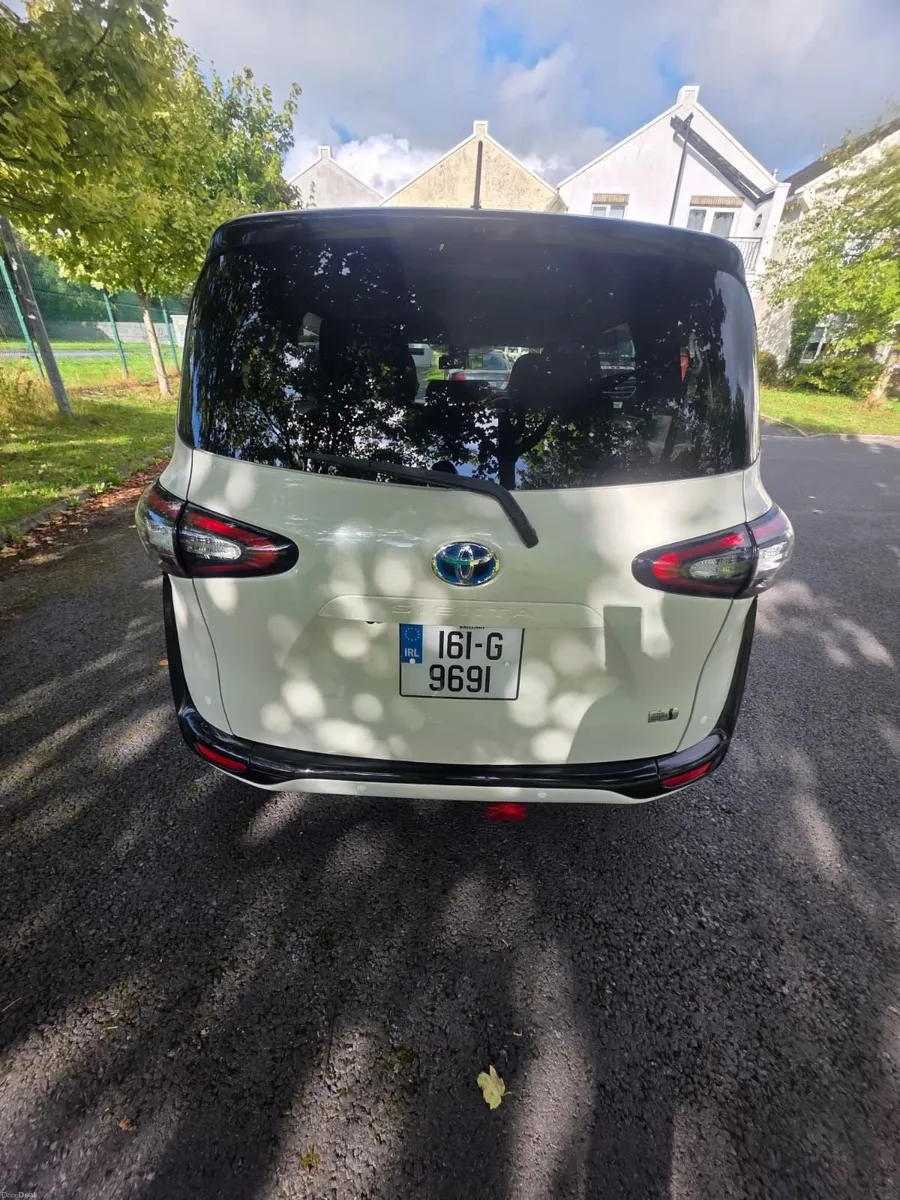 Toyota Sienta 2016 - Image 6