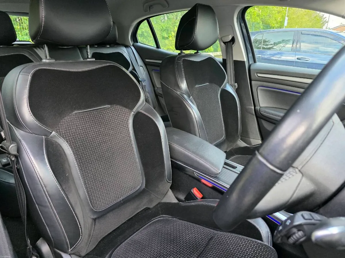 Renault megane 2018. Automatic - Image 3
