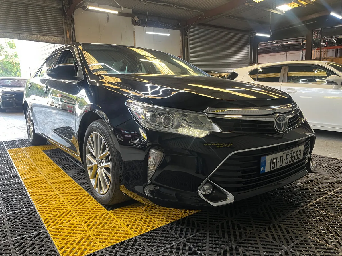 Toyota Camry 2015 hybrid Auto - Image 1