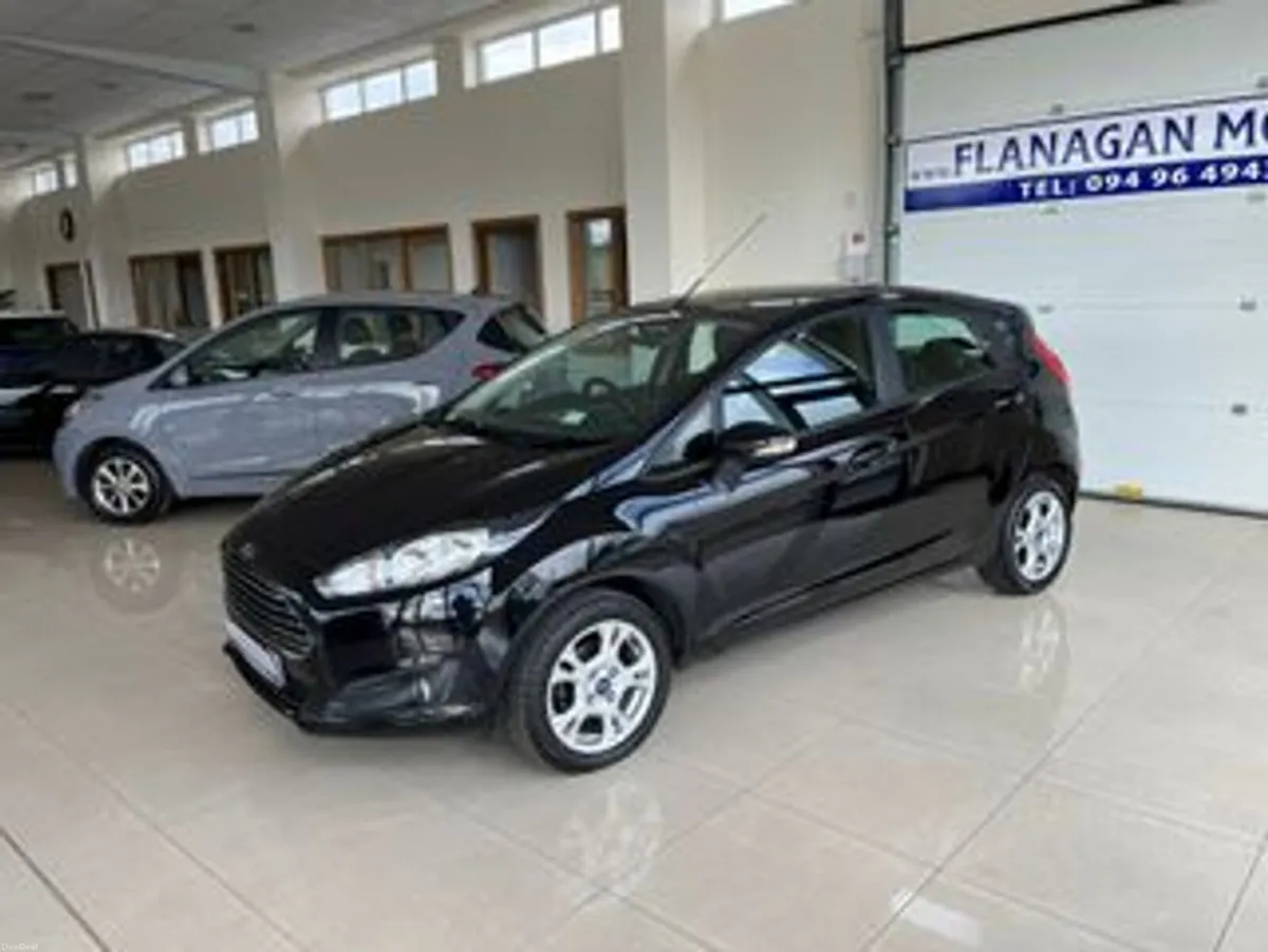 Ford Fiesta ZETEC 1.25 60PS M5 5DR MCA 4DR - Image 2