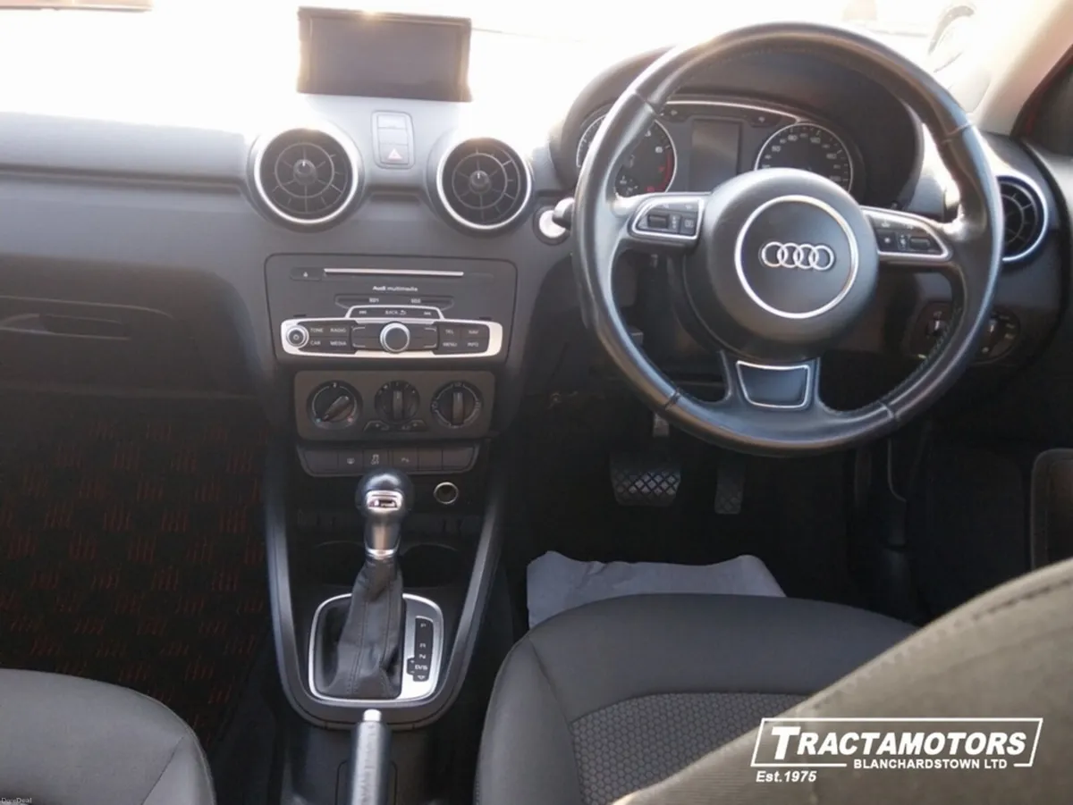 Audi A1 DBA-8XCHZ 5DR - Image 2