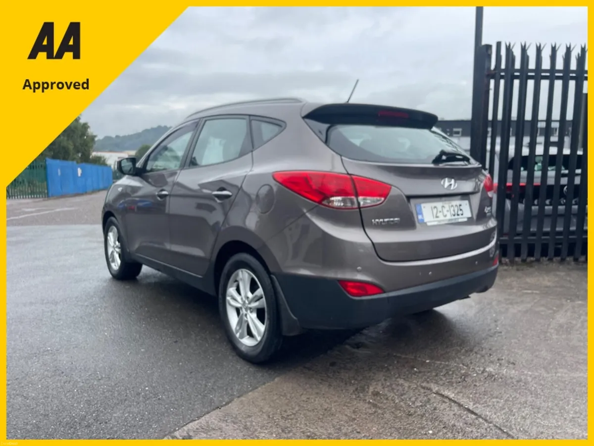 Hyundai ix35 1.7 5DR - Image 4