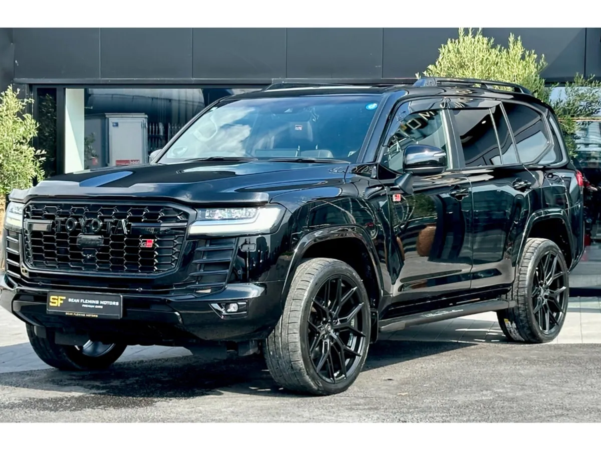 Toyota Land Cruiser GR Edition - Image 2