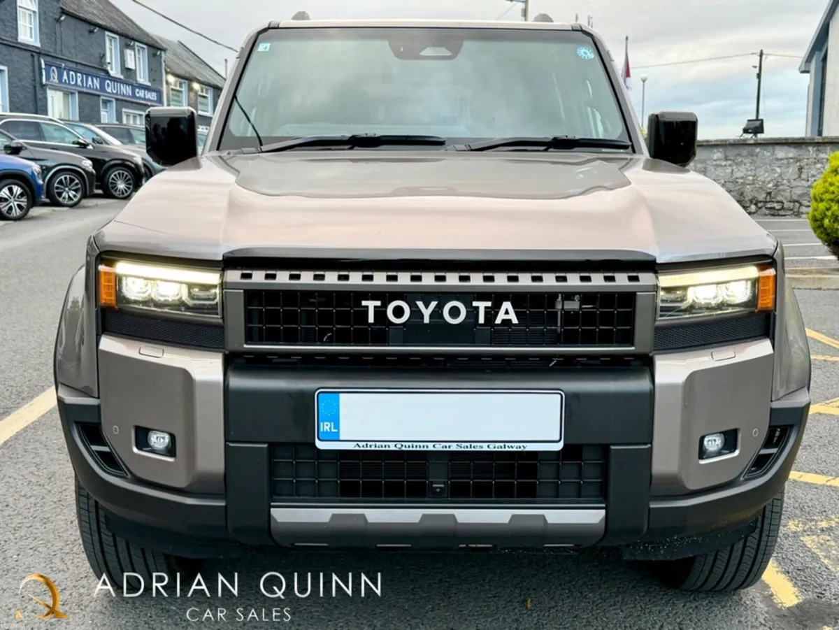Toyota Land Cruiser 2.8 D4D AUTO ZX PLATINUM SPEC= - Image 6