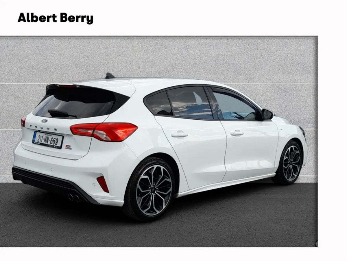 Ford Focus ST-LINE EDITION 5DR 1.5 TD 120 M6 - Image 4