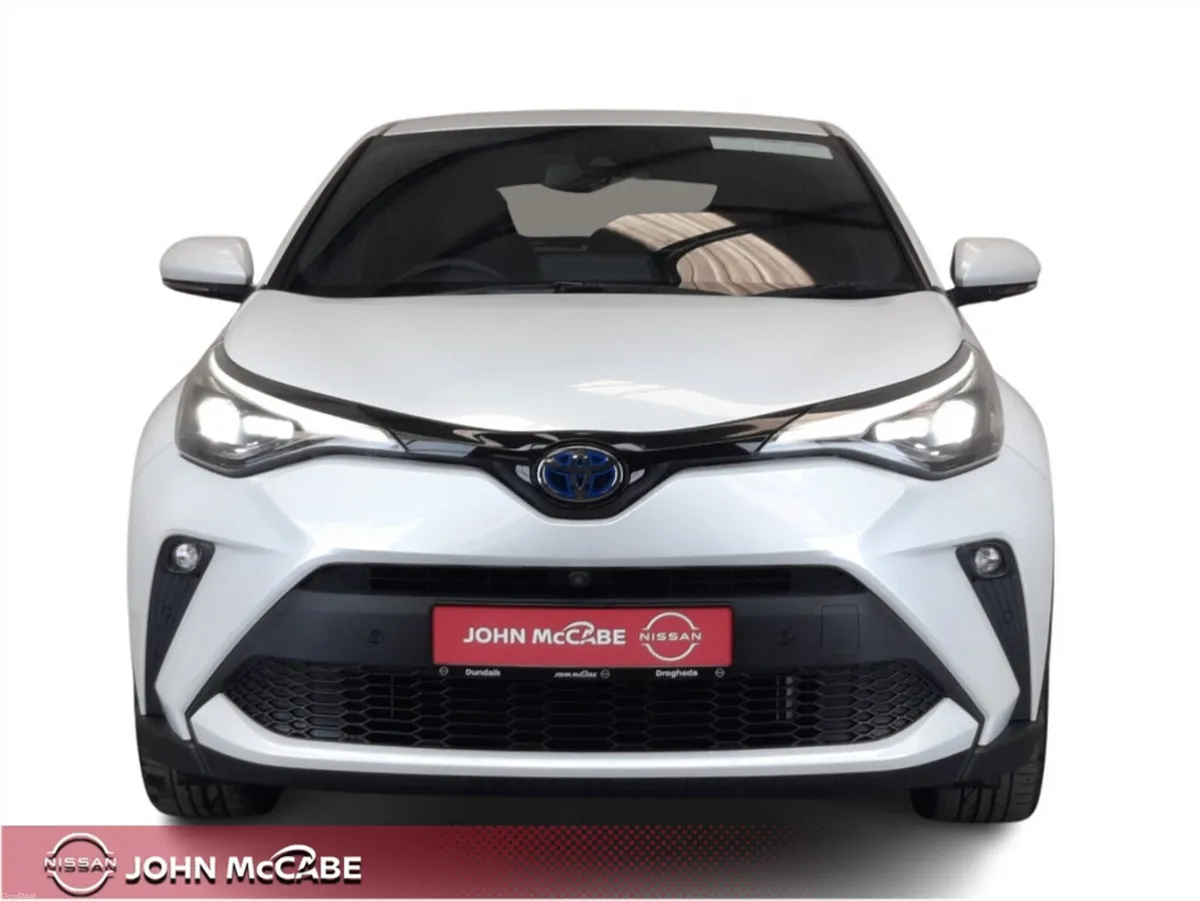 Toyota C-HR HYBRID LUNA SPORT BLACK EDITION AUTO * - Image 2