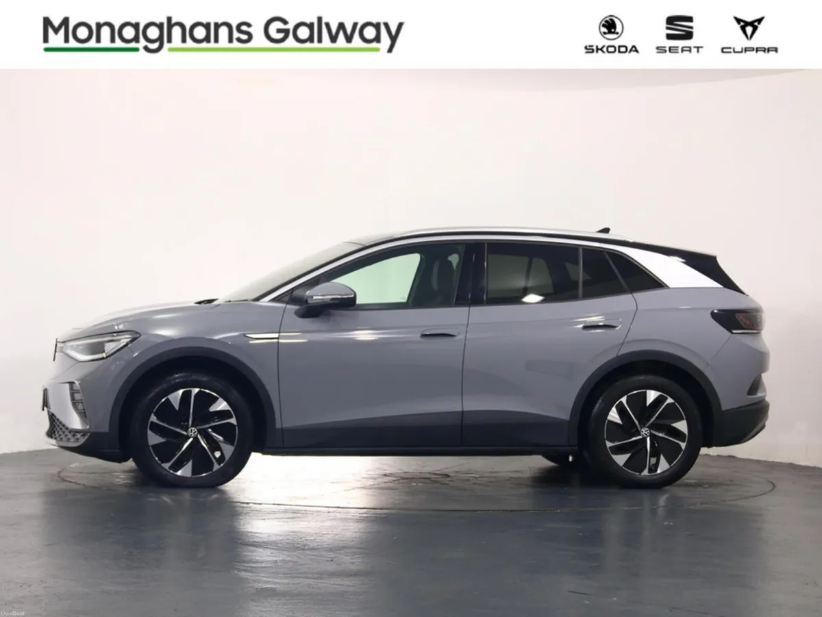 Volkswagen ID.4 STYLE 52KWH *TOP SPEC, PAN ROOF* - Image 6