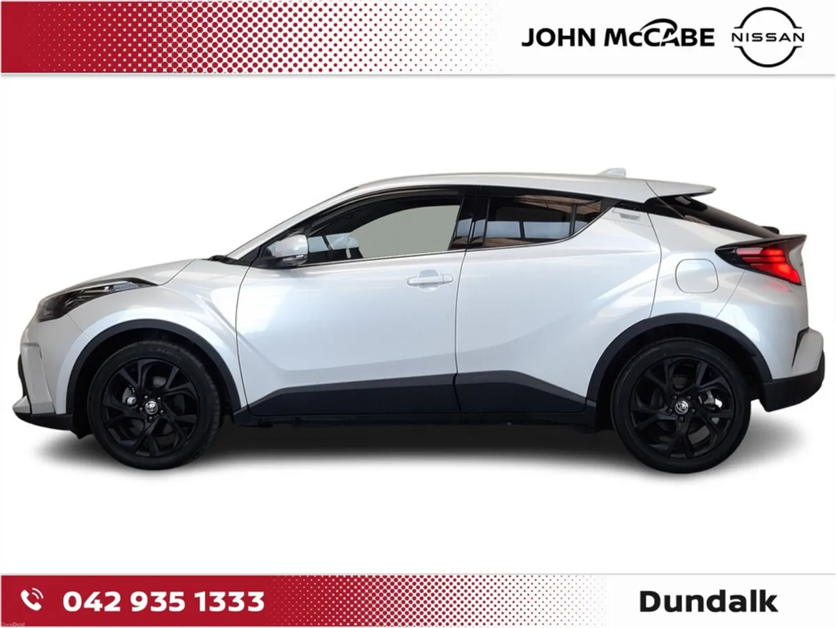 Toyota C-HR HYBRID LUNA SPORT BLACK EDITION AUTO * - Image 4