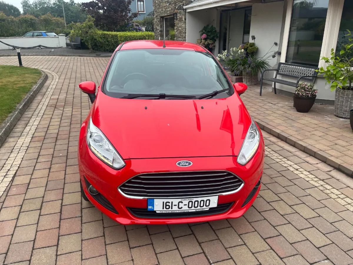 Ford Fiesta ZETEC - Image 2