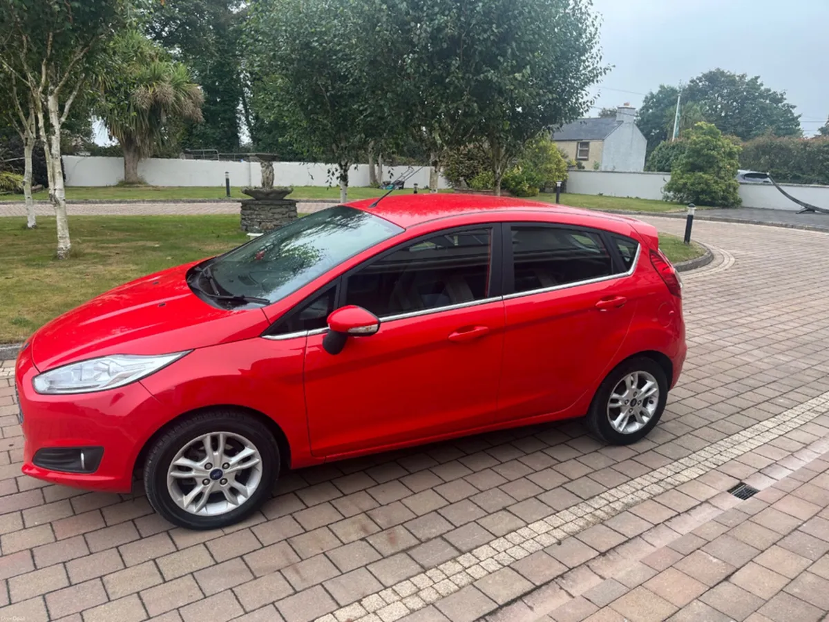 Ford Fiesta ZETEC - Image 4